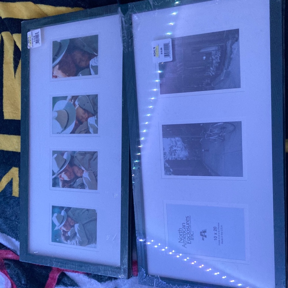 Selling 2 pictures frames $20 for both